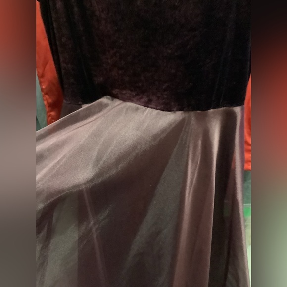 EUC Plum burgundy velvet satin gown - Picture 4 of 6